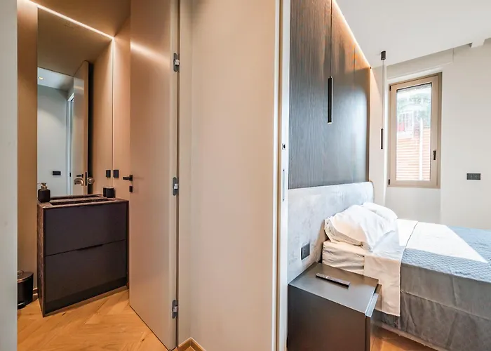 Appartamento Terrazza Con Jacuzzi E Vista Iconica Sul Duomo Milano
